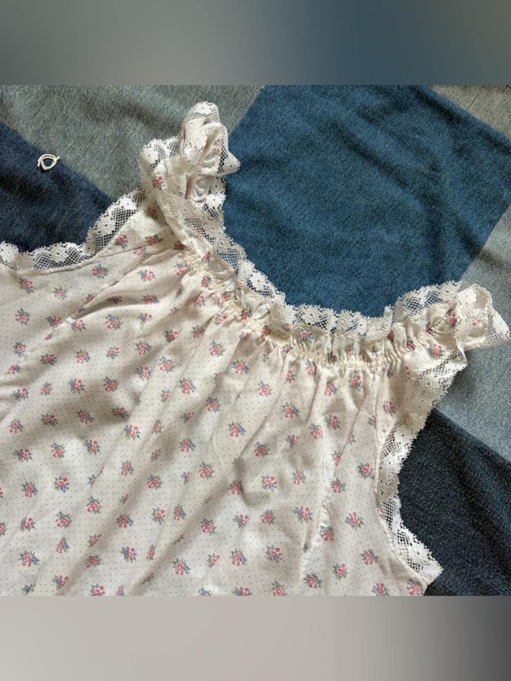 Nightgown Lace - Picture 5 of 9